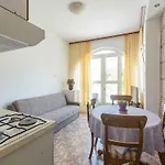 In - Dubrovnik 51812