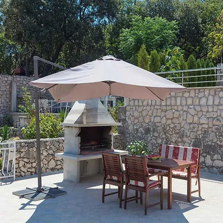 Apartment In Zaton/dubrovnik 51812 Zaton (Dubrovnik-Neretva)